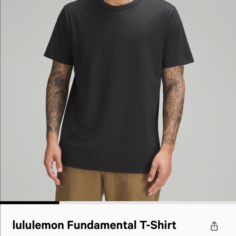 XL black lululemon Fundamental T-Shirt